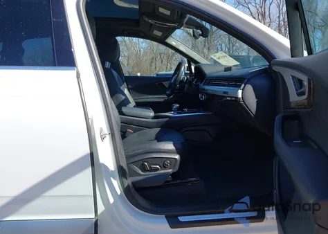 2019 Audi Q7 45 Premium/45 Se Premium z USA, uszkodzony, nr VIN WA1LHAF77KD032997